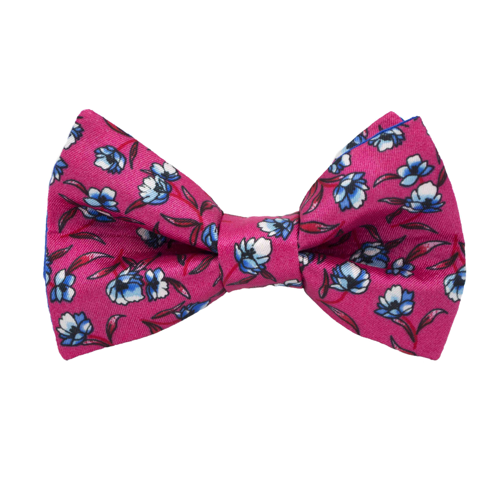 Noeud papillon "Flower Flash" fleurs bleues sur fond rose
