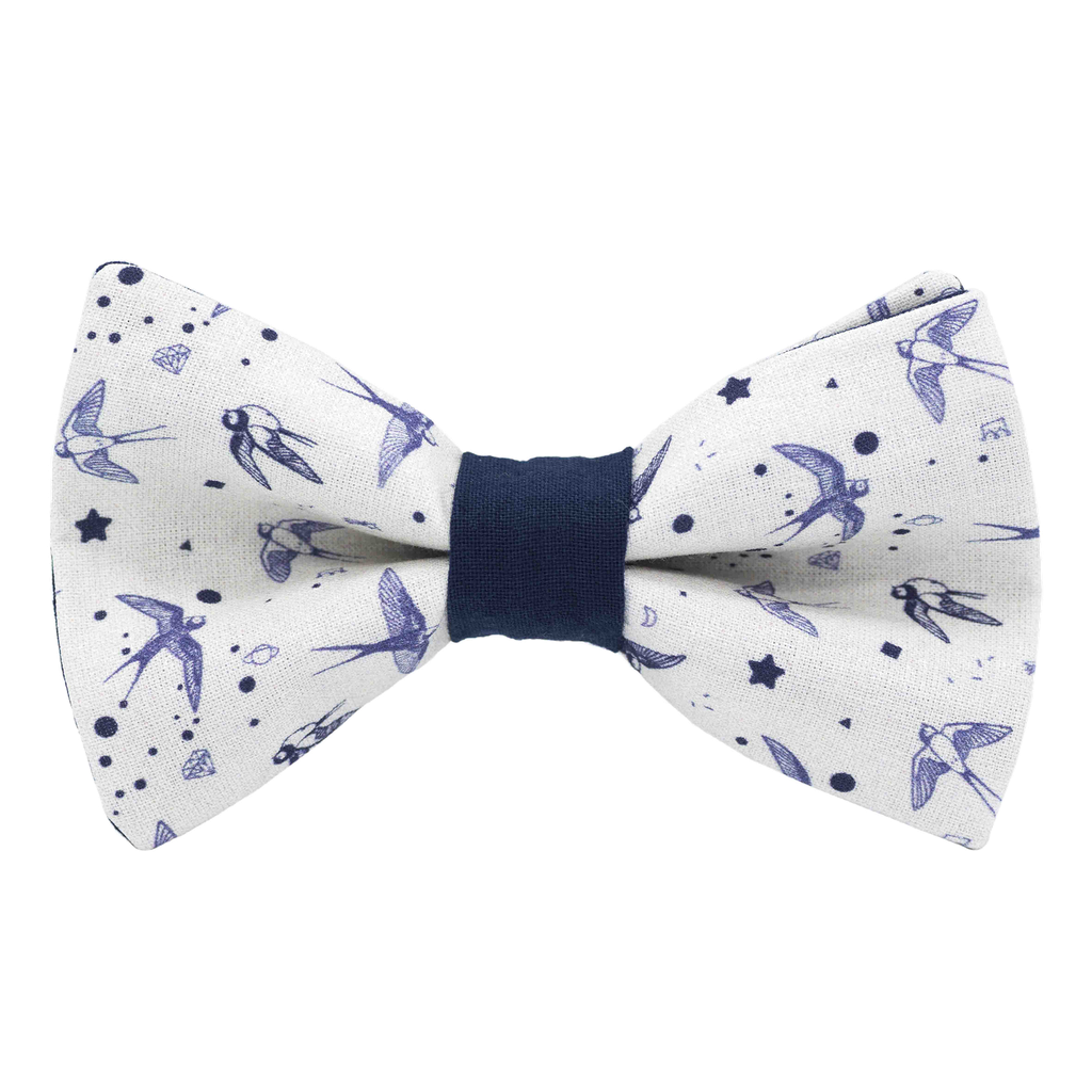Noeud papillon "Spring Is Coming" hirondelles bleues sur fond beige