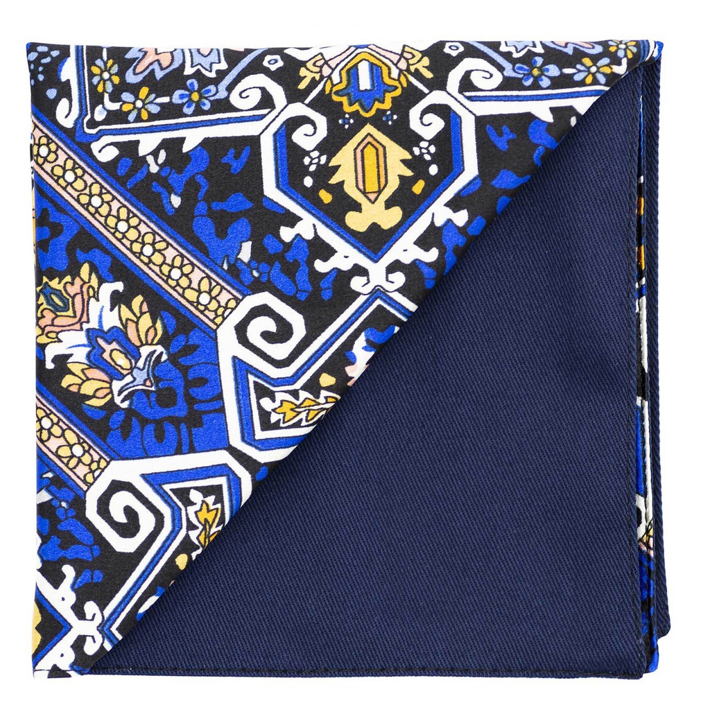 Pochette "Mandala" - motifs bleus sur fond noir