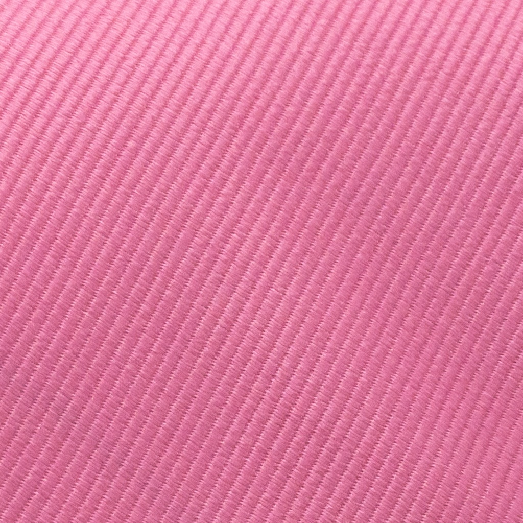 Cravate en soie rose